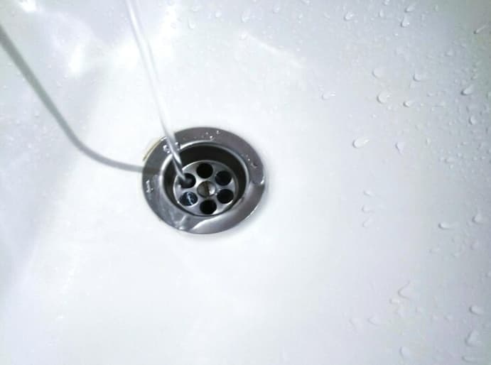 Cómo desatascar un plato de ducha fácilmente